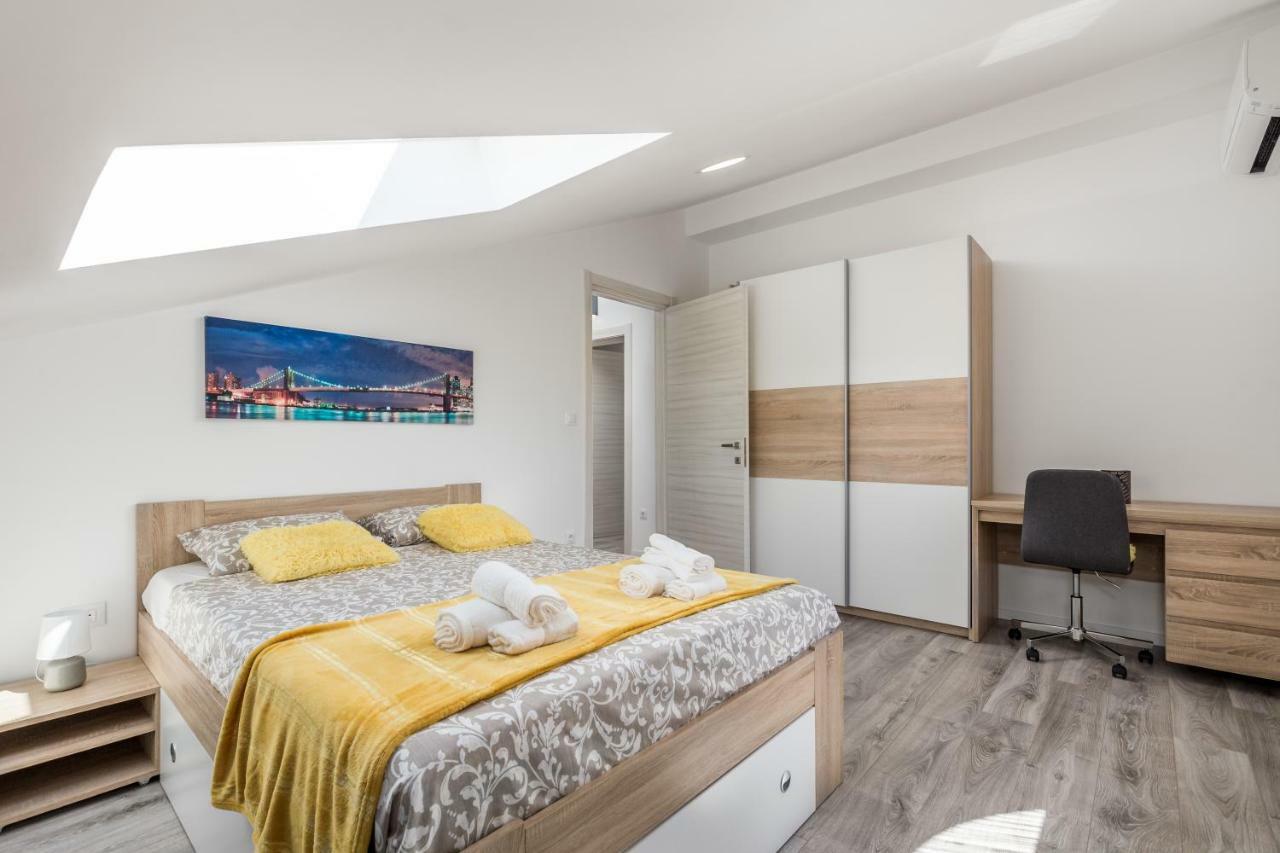 Luxury Apartment La Es Marčelji Esterno foto
