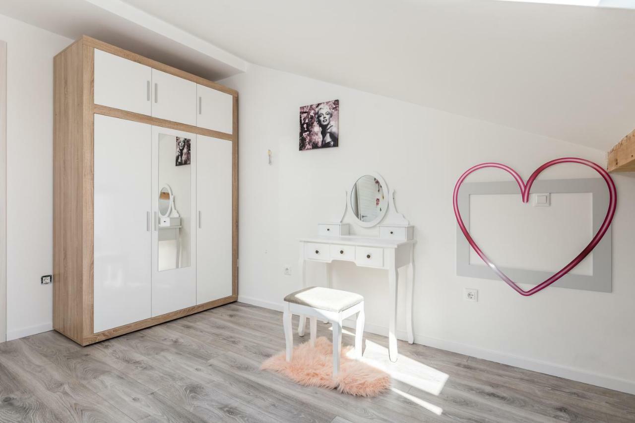 Luxury Apartment La Es Marčelji Esterno foto