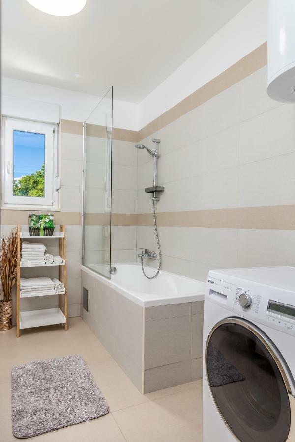 Luxury Apartment La Es Marčelji Esterno foto