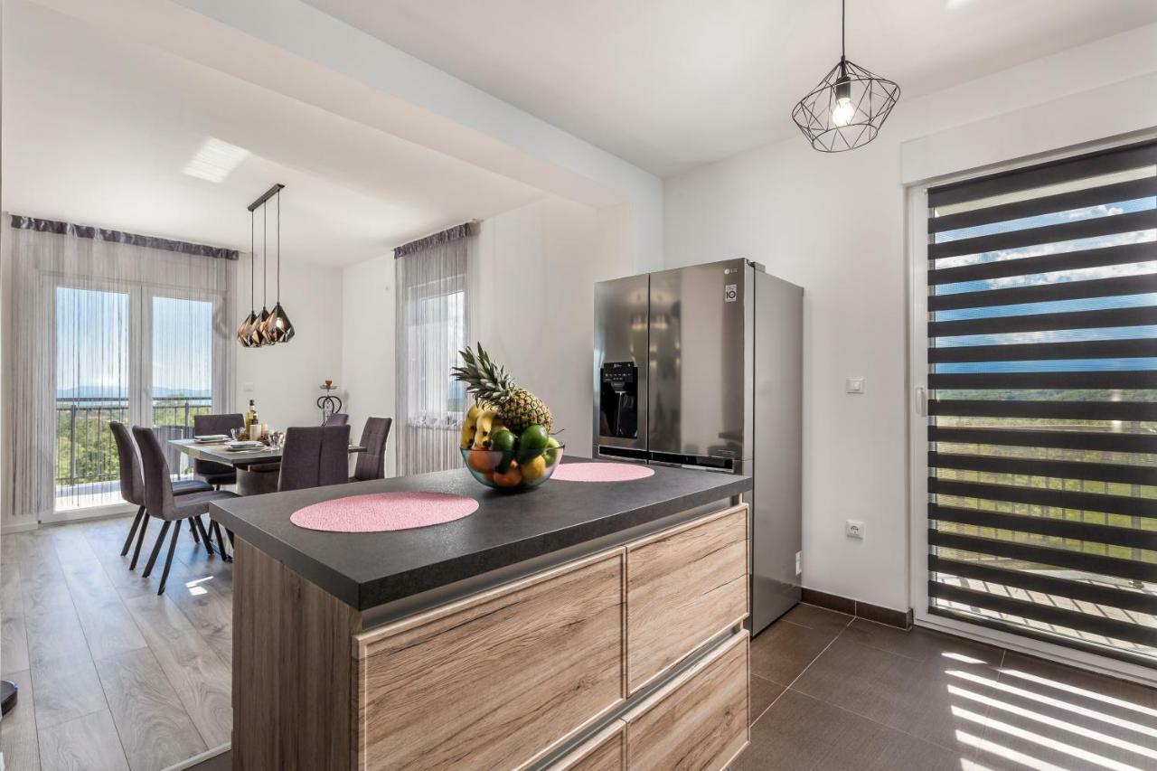Luxury Apartment La Es Marčelji Esterno foto